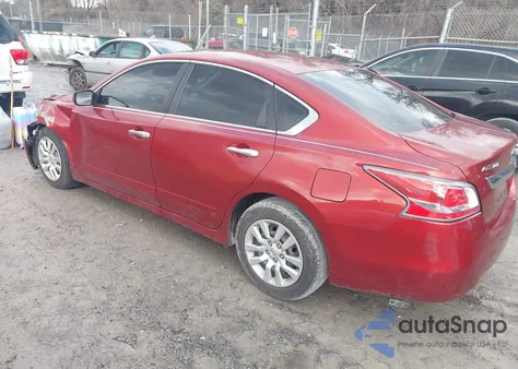 2015 Nissan Altima 2.5 S из США, поврежденный, VIN 1N4AL3AP7FC280019